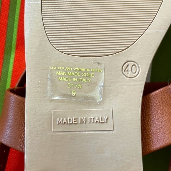 Brand New Genuine Leather Made in Italy Brown w/ Gold Tone Accent Sandals - Picture 10 of 11